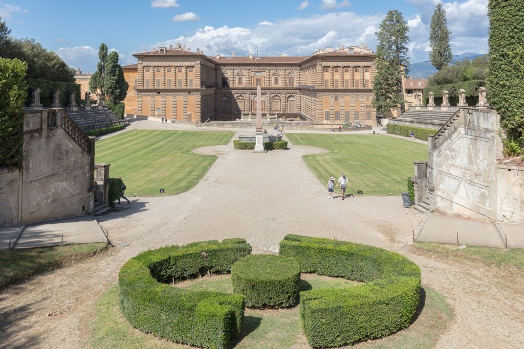 By Diego Delso, CC BY-SA 4.0, https://commons.wikimedia.org/w/index.php?curid=125637800