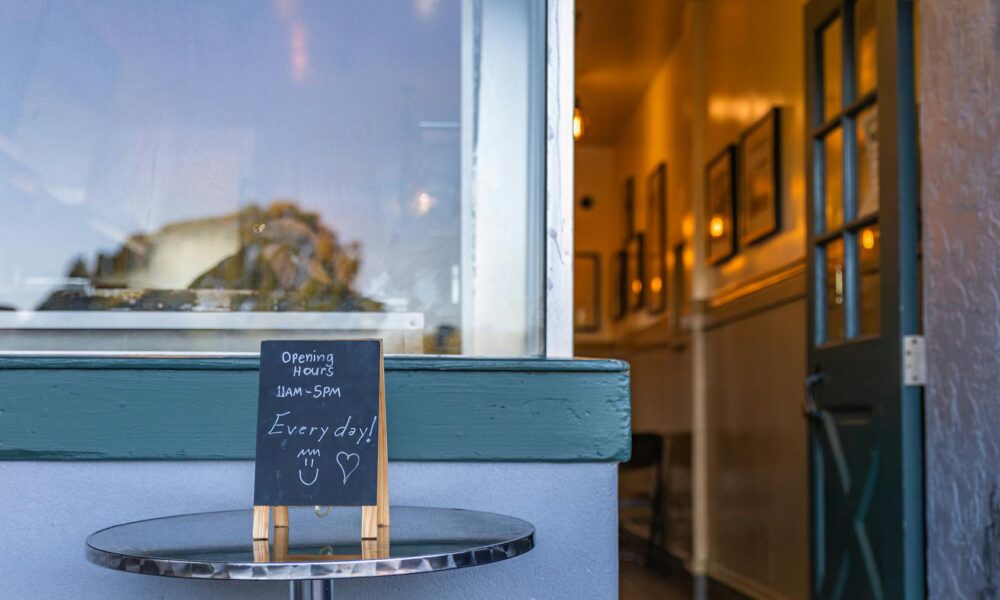 Elske Chefs Open Creepies Next Door To Their Fine-Dining Restaurant In West Loop