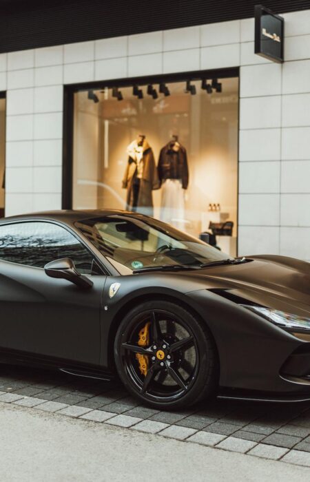 The Luxury Lifestyle List: Veenoo Sharma, Scottish entrepreneur and investor