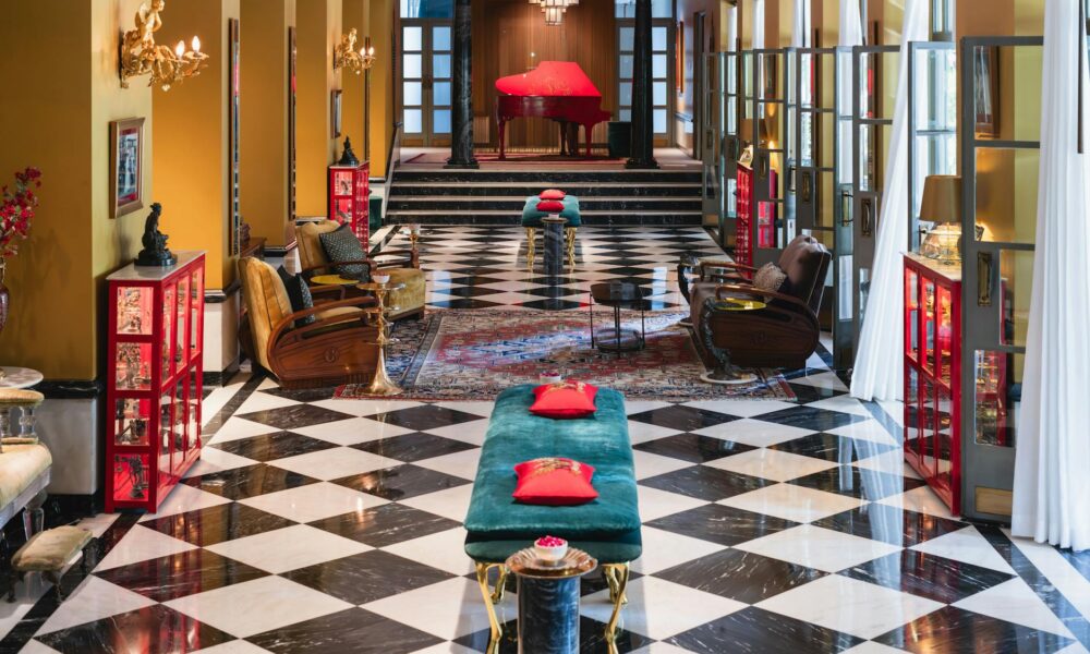 War expands to central Beirut as Israeli strike kills Iranians in luxury hotel